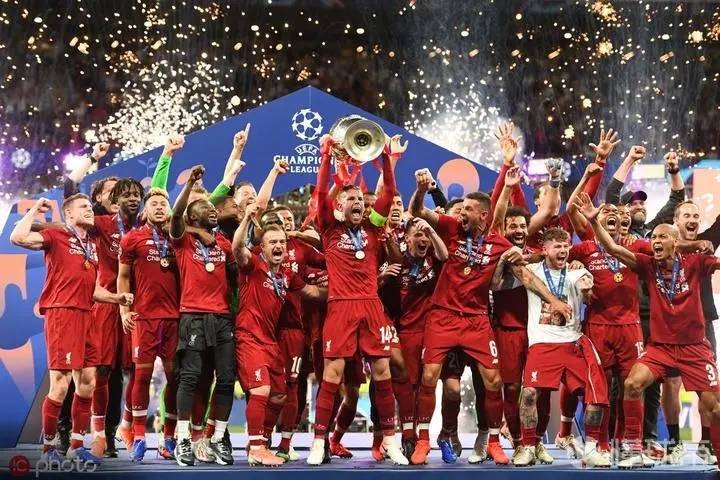 上赛季<a href=/gaoqingzuqiu/liverpool/ target=_blank class=infotextkey>利物浦</a>获得了英超冠军