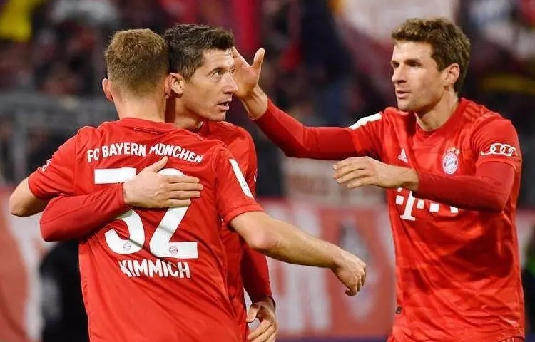 就目前来说世界排名第一的俱乐部是<a href=/gaoqingzuqiu/bayern/ target=_blank class=infotextkey>拜仁</a>