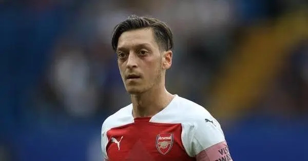 目前厄齐尔在<a href=/gaoqingzuqiu/arsenal/ target=_blank class=infotextkey>阿森纳</a>也是表现糟糕